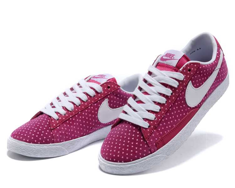 nike blazer low sb cs footlocker vente chaude cru